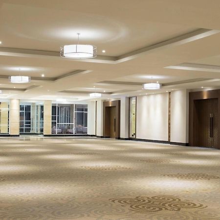 Four Points By Sheraton Makassar Esterno foto
