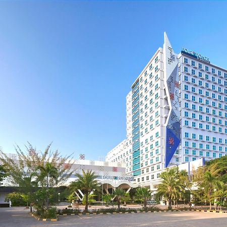 Four Points By Sheraton Makassar Esterno foto