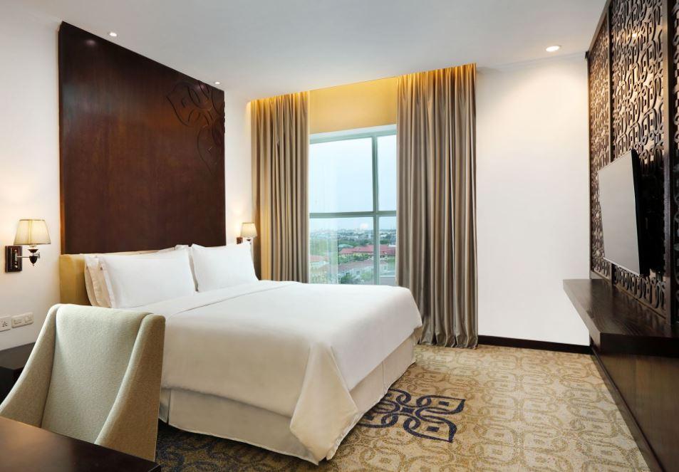 Four Points By Sheraton Makassar Esterno foto