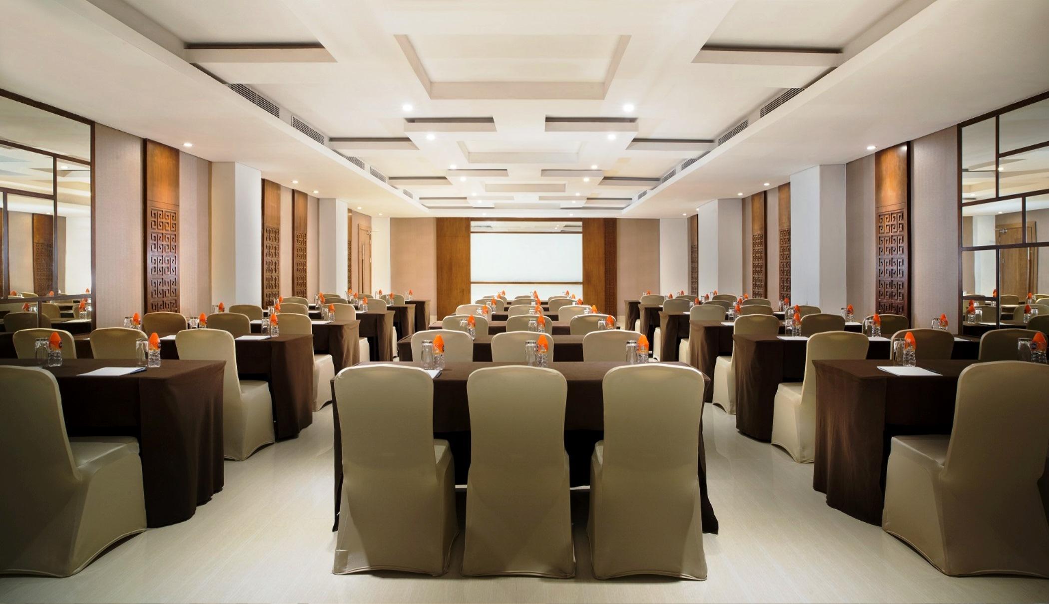 Four Points By Sheraton Makassar Esterno foto