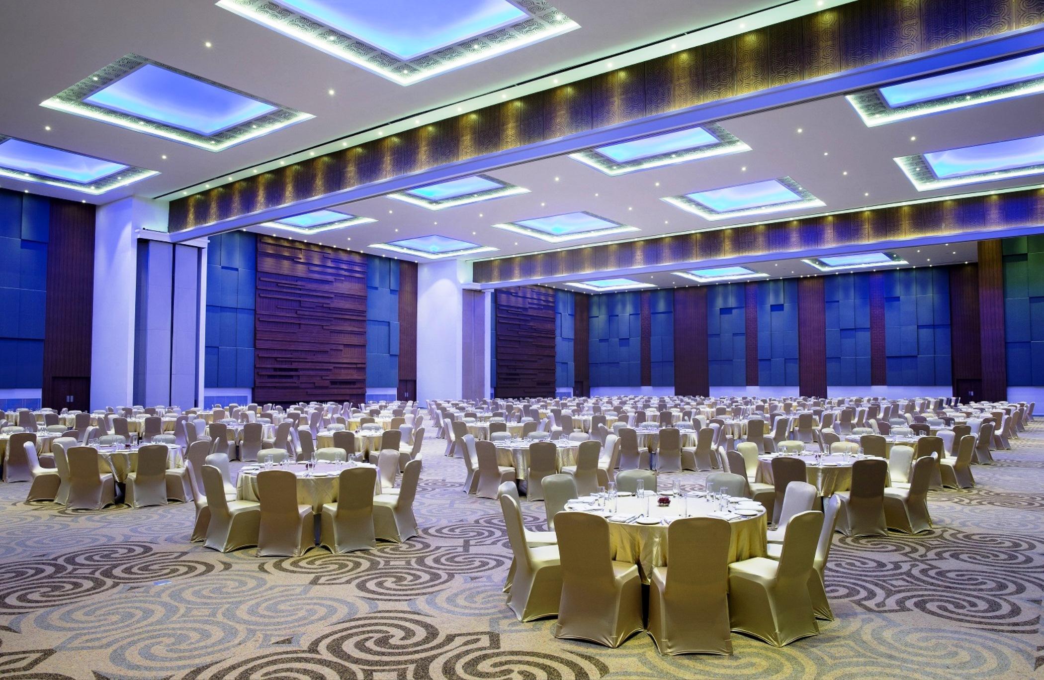 Four Points By Sheraton Makassar Esterno foto