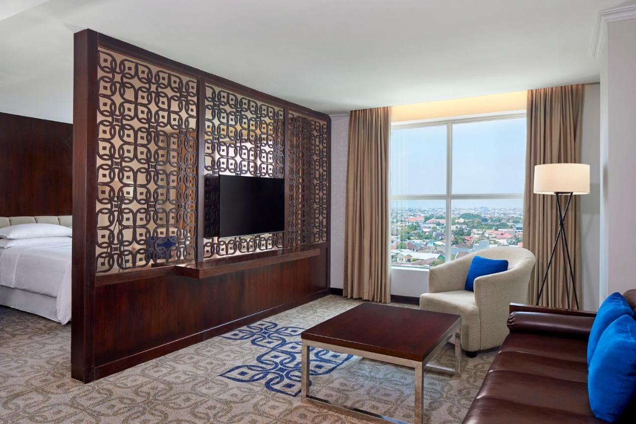 Four Points By Sheraton Makassar Esterno foto
