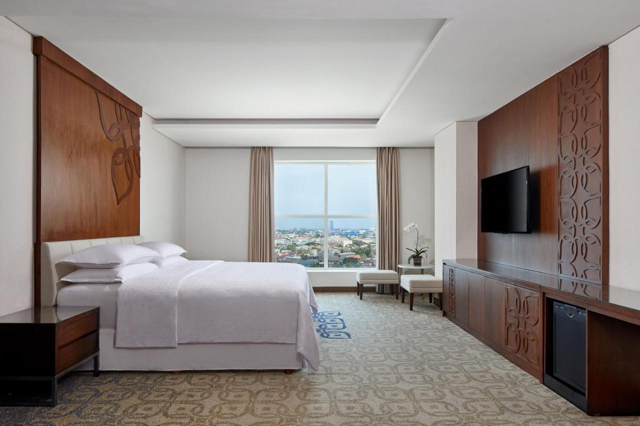 Four Points By Sheraton Makassar Esterno foto