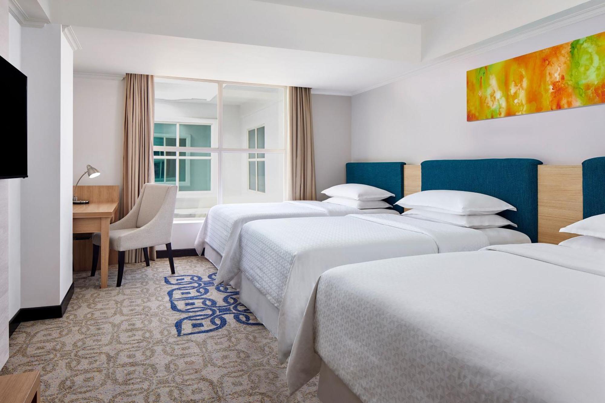 Four Points By Sheraton Makassar Esterno foto
