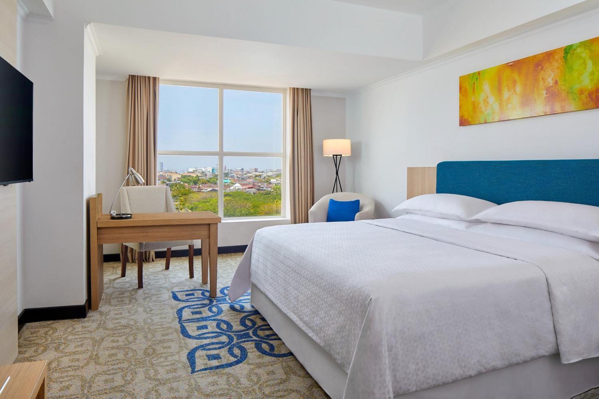Four Points By Sheraton Makassar Esterno foto