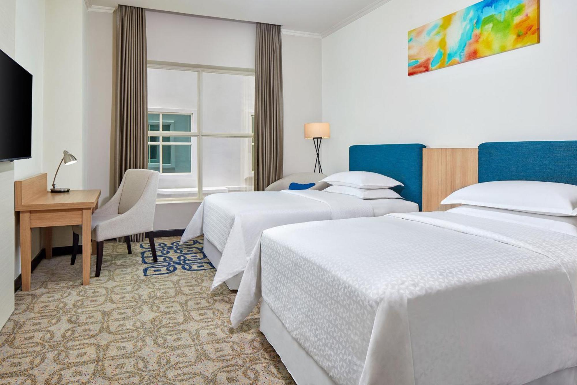 Four Points By Sheraton Makassar Esterno foto