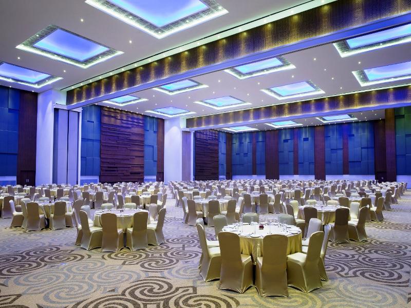 Four Points By Sheraton Makassar Esterno foto